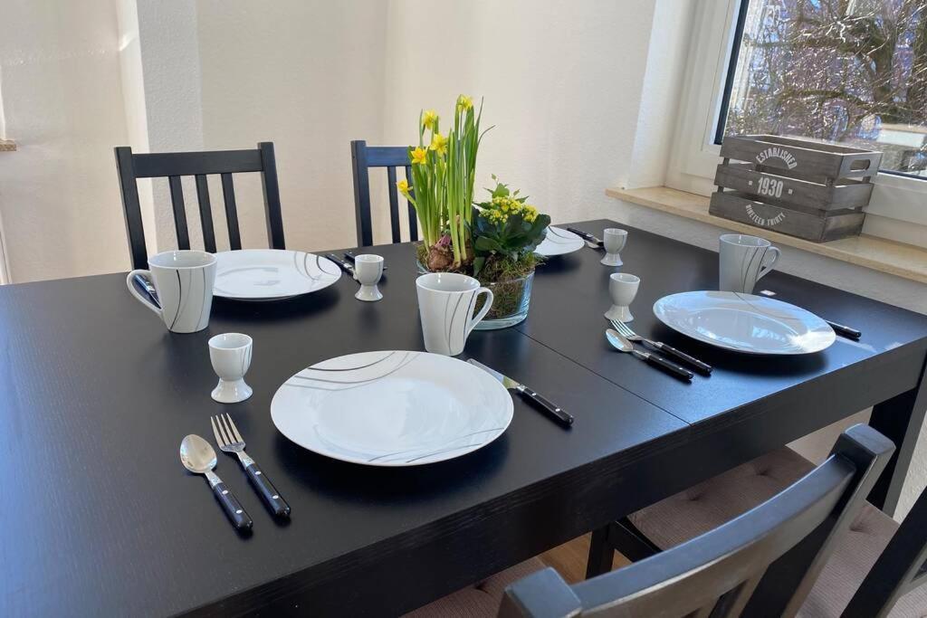 Charmante Altbauwohnung An Der Kesselschleuse 2 Apartment Emden